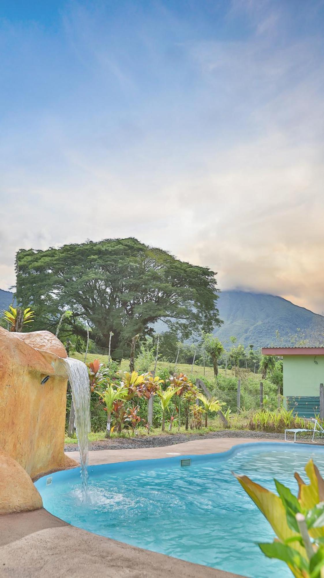 Hotel Chongos Place La Fortuna Zewnętrze zdjęcie